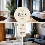 Junik - Deine Cityapartments In 아파트 *