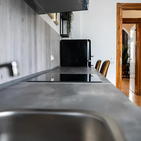 Junik - Deine Cityapartments In Appartement