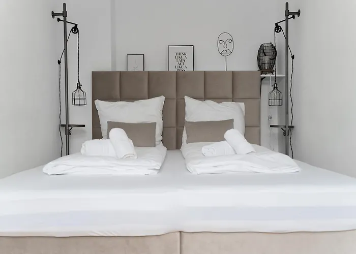 Junik - Deine Cityapartments In *